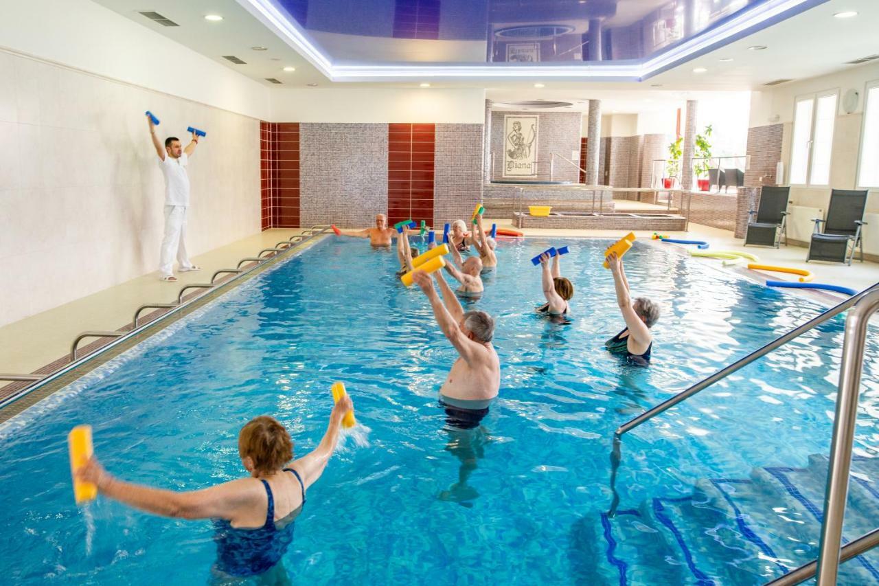 Spa Hotel Diana Františkovy Lázně Dış mekan fotoğraf